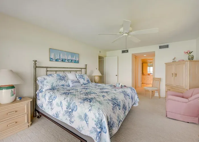 Marco Island Condo W/ Ocean Views + Resort Perks!