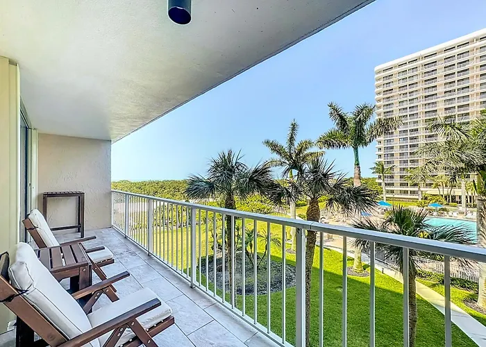 Beach Front Condo In Paradise Marco Island