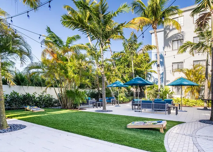 Compass By Margaritaville Hotel Naples