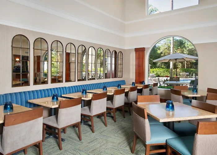 Hawthorn Extended Stay By Wyndham Naples